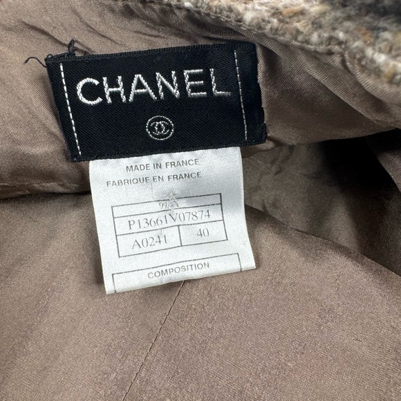 Chanel Wool Tweed Blend VTG Rear Zip Silk Lined Skirt EU 40 US 6/8 - Picture 8 of 14